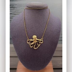 Vintage Octopus Pendant Necklace Bronze Tone Detailed 28” Chain Beach Ocean